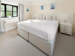 Pond-B6844 - Sedghill - 5