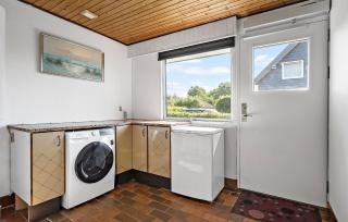 3 Bedroom Awesome Home In Tistrup - Tistrup - 3