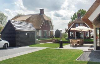 Stunning Home In Idskenhuizen With Sauna - 8