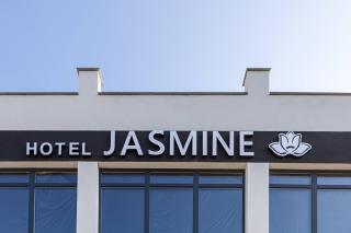 Jasmine - 6