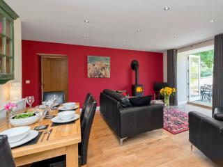The Barn At Grislow Field - Curbar - 9