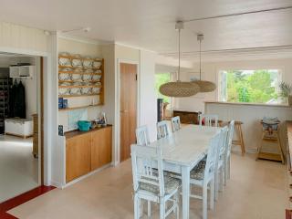 Idyllic Cabin With Sea View On Peaceful Island - 6