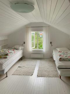 Idyllic Cabin With Sea View On Peaceful Island - 2