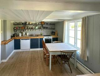 Historic Barn And Captain's House On Tromøya - 9