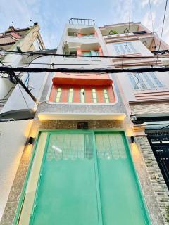 Duy Tan House - Local Modern Colorful Alley Stay, near center - Ho Chi Minh - 6
