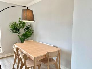 Modern and Spacious Apt6 - sleeps 6 - free parking - Galway - 6