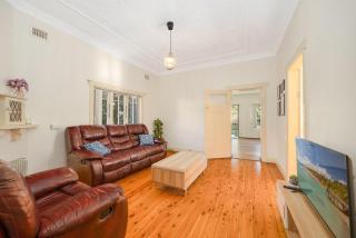 Charming Californian Bungalow - Sidney - 0