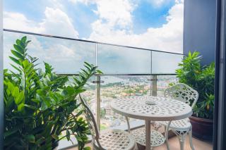 ambiHOME 2BR 2WC Lumiere Riverside An Phu District 2 - Ho Chi Minh-stad - 1
