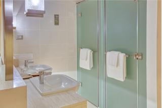 Novotel Suites Manila At Acqua by Prince - Manila - 1