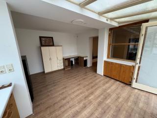 Sunlit Apartment with Garden, Next to Station, Vienna - Vösendorf - 3