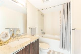 Elegant Downtown Stay Walkable 1BR Apartment - Vancouver - 1