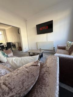 Cleethorpes Contractor stays - long term discounts - Grimsby - 9