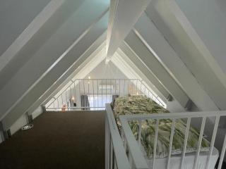 ACORN STUDIO Fully equipped apartment with kids loft - Durban - 8