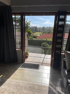 ACORN STUDIO Fully equipped apartment with kids loft - Durban - 7