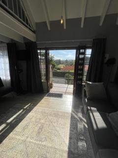 ACORN STUDIO Fully equipped apartment with kids loft - Durban - 3