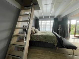ACORN STUDIO Fully equipped apartment with kids loft - Durban - 1