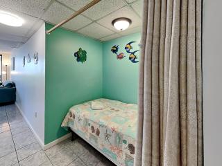 Paradise Towers #105 - Turtle Cay - Carolina Beach - 5