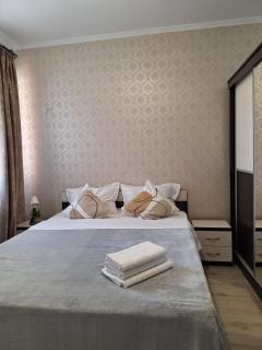 Silvana Apartament - Roşu - 3