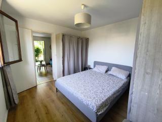 Grand 2 pièces pour 4 personnes avec jardin - Eysines - 8