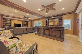 Angler & Ale- Waterfront Pool Home, Hot Tub & 60 Dock - Marathon - 1