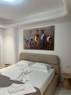 NOON Apartments - Tirana - 5