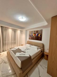 NOON Apartments - Tirana - 6