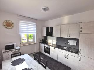 Sehr Schönes 2 Zimmer Maisonnette Wohnung - Ansbach - 4