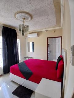 Kimberland Guesthouse Block 8 - Gaborone - 8