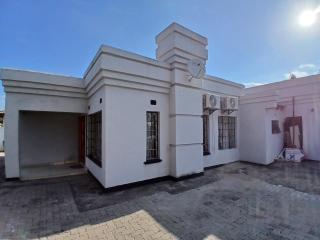 Kimberland Guesthouse Block 8 - Gaborone - 0