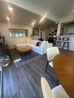 Cozy Modern Beach Bungalow! Steps to the Beach! - San Clemente - 6