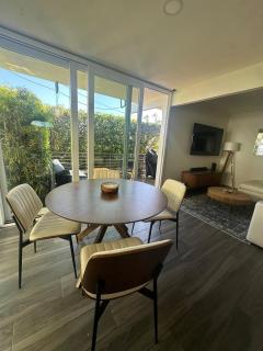 Cozy Modern Beach Bungalow! Steps to the Beach! - San Clemente - 4