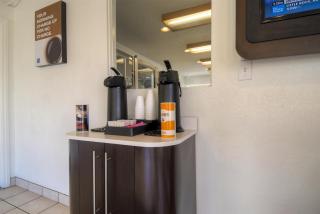 Motel 6 Las Vegas, NV – I-15 Stadium - Las Vegas - 6