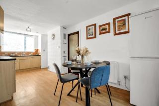 Beautiful 2 bedroom, two-storey house with garden, close to city centre - Birmingham - 5