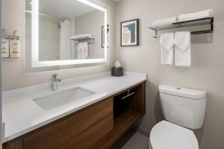 Holiday Inn & Suites Columbia NE - Ft Jackson Area by IHG - 0