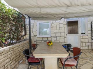 Apartment Nika-5 by Interhome - 5