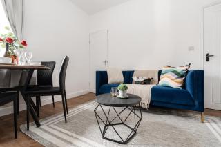 Cedarhomes - Brand New 5bed house - Near LFC & EFC - Liverpool - 3
