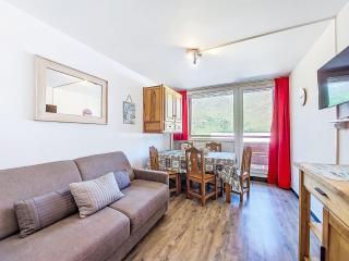 Apartment Les Lauzes C19 by Interhome - Les Menuires - 2
