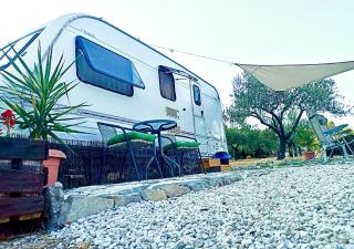 Olive Grove Mountain Caravan - - 8
