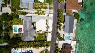Seaside Paradise Spacious Home with SEVEN bedroom - steps to Sea! - Nassau - 9