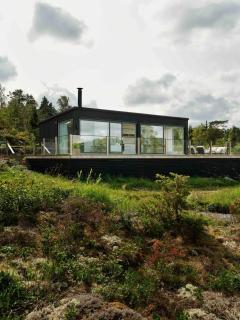 Modern Seaside Home With Magical Views - 9