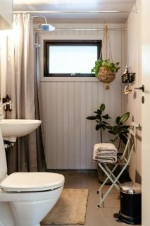 Slow Your Pace In This Minimalist And Bright House - Nykøbing Sjælland - 3