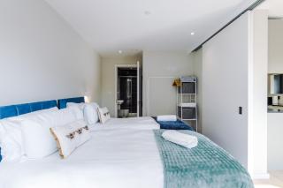 2 Bedroom Apartment with Free Parking in Manchester City Centre, by Eason Stays - Ideal For Weekend Getaways & Business Travel - Manchester - 0