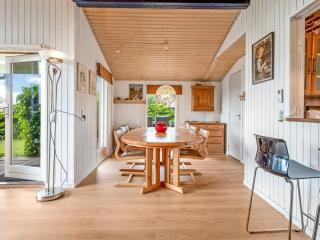 Holiday Home Eilke - 50m from the sea by Interhome - Rønde - 7