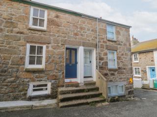 Rockpools, 23 Carncrows Street - St Ives - 0