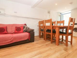Rockpools, 23 Carncrows Street - St Ives - 1