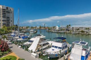 Flip Flop Inn - Pet Friendly, Waterfront Townhome with Pool - 9