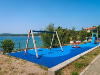 Holiday Home Lorena by Interhome - Raša - 2