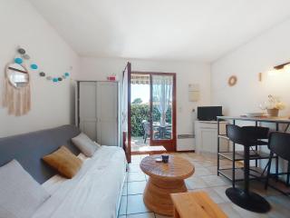 Apartment Jardins de la Palmyre 2-1 by Interhome - 2