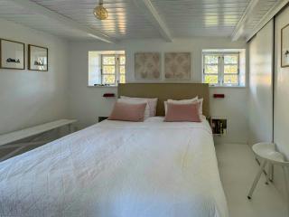 Historic Thatched House From 1750 In Husby - 3