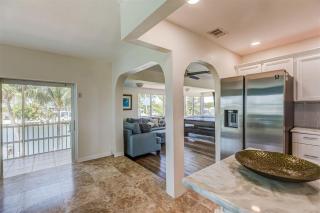Gone Coastal - Waterfront Pool Home, 50' Dock - 9
